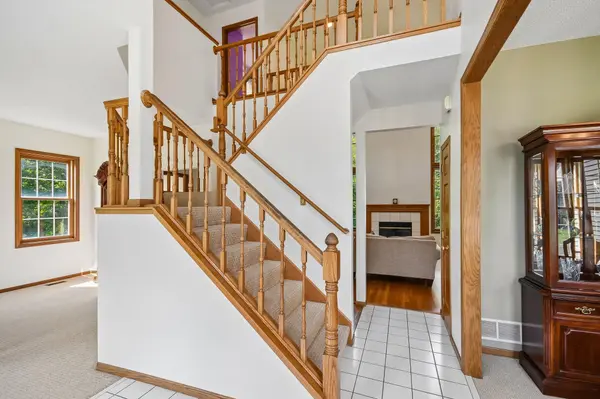 503 Abbey WAY, Mendota Heights, MN 55120