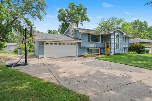 7351 Melody DR NE, Fridley, MN 55432