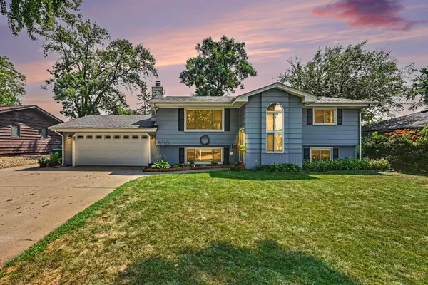 7351 Melody DR NE,  Fridley,  MN 55432
