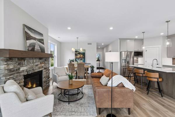 1479 Kenai PL, River Falls, WI 54022
