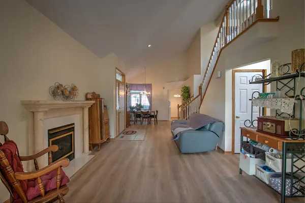 3804 Weaver CT, Anoka, MN 55303