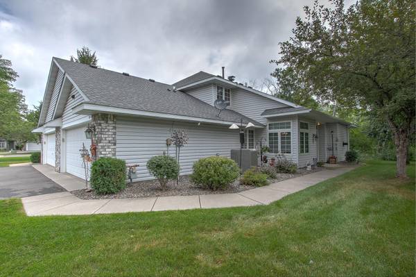 3804 Weaver CT, Anoka, MN 55303