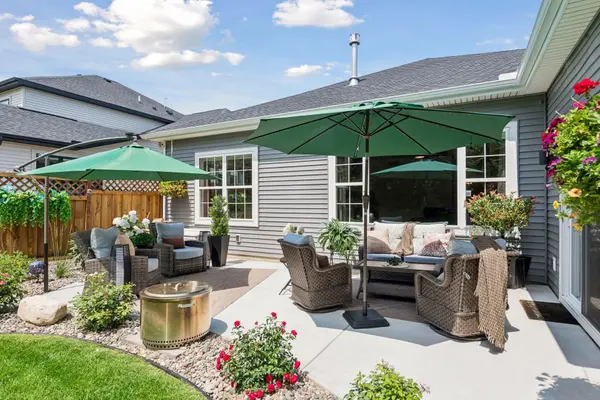 1109 Fabel LN, Waconia, MN 55387