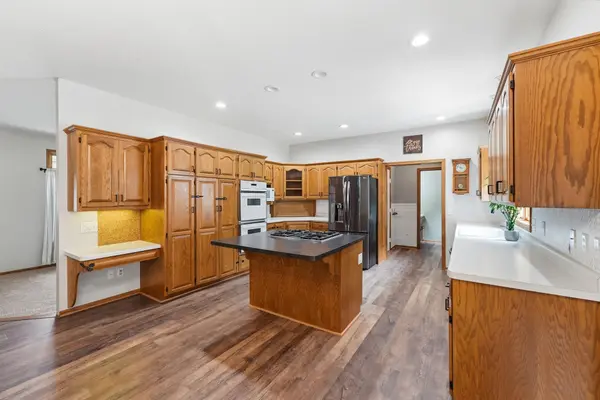 1920 Linda LN, Saint Cloud, MN 56301