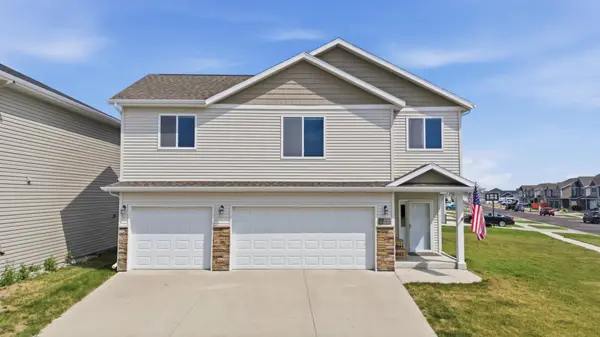 6093 59th ST S, Fargo, ND 58104