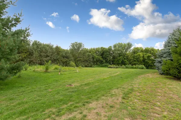 616 1st ST N, Montgomery, MN 56069