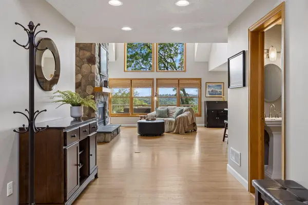 2770 Southview RDG, Red Wing, MN 55066