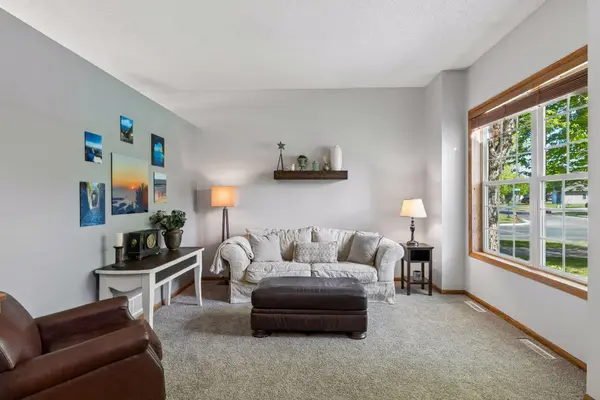 737 Williams DR, Hastings, MN 55033