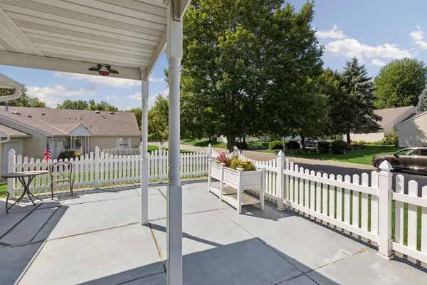 6936 Inverness CT #23, Inver Grove Heights, MN 55077