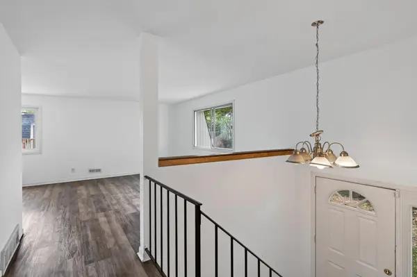 3750 Conroy TRL E, Inver Grove Heights, MN 55076