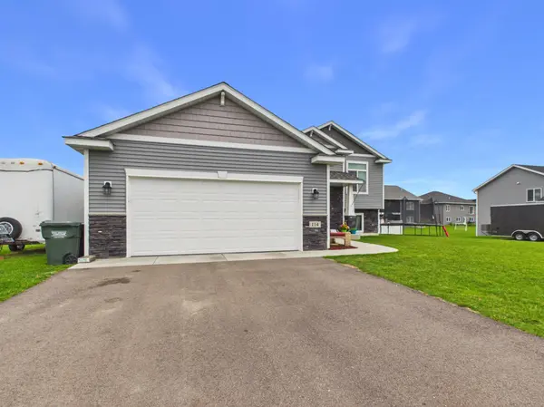 114 Collina CIR, Avon, MN 56310