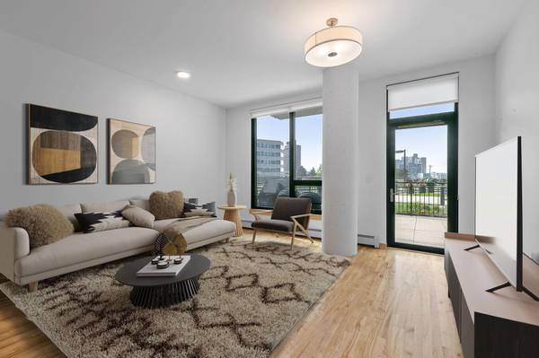 1240 S 2nd ST #225, Minneapolis, MN 55415