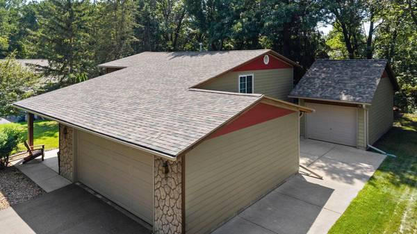 13 Woodcrest DR, Circle Pines, MN 55014