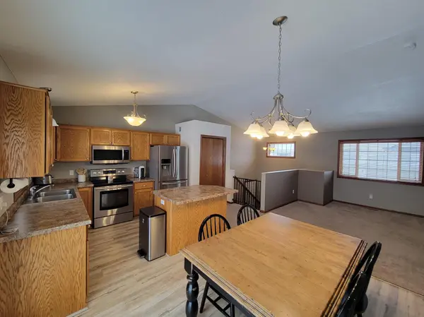 316 Jefferson LN, Saint Joseph, MN 56374