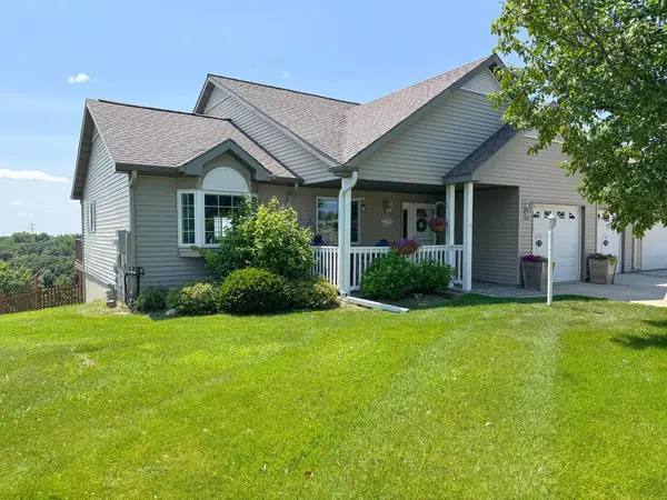 1801 Aspen LN, Fergus Falls, MN 56537