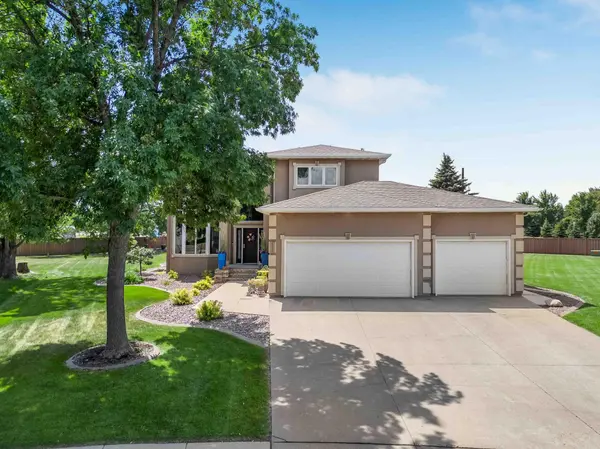 5039 Rose Creek Pkwy S, Fargo, ND 58104