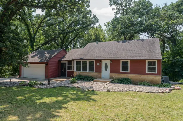 1511 Beaver AVE, Mankato, MN 56001