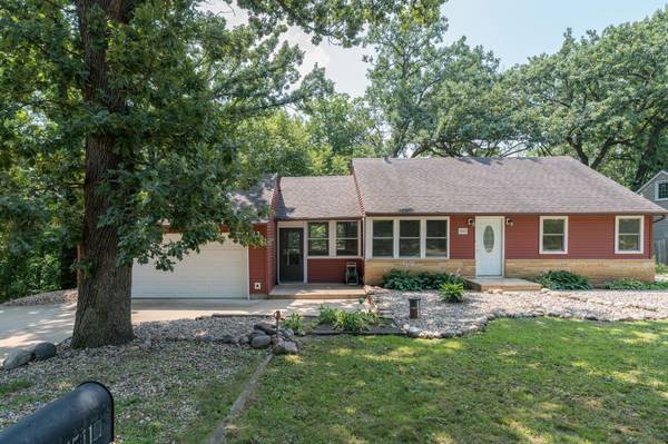 1511 Beaver AVE, Mankato, MN 56001