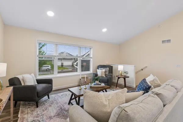 5350 178th ST W, Lakeville, MN 55044