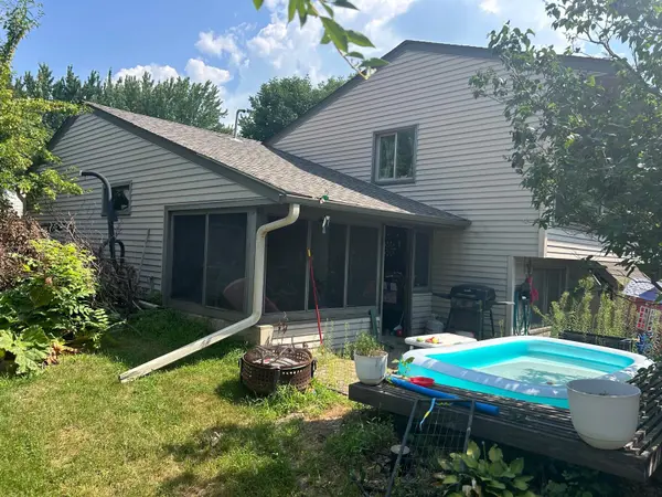 1014 Benedict DR, Sauk Rapids, MN 56379