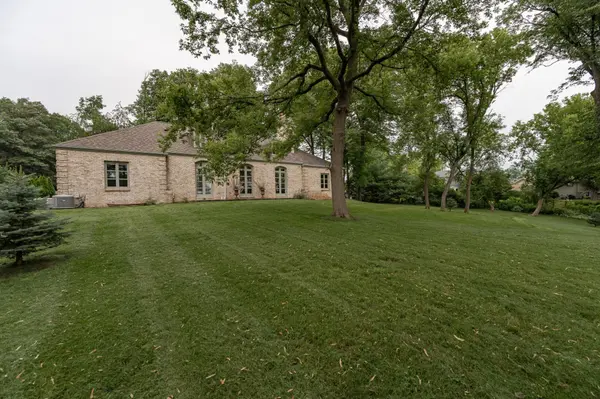 910 Folwell DR SW, Rochester, MN 55902