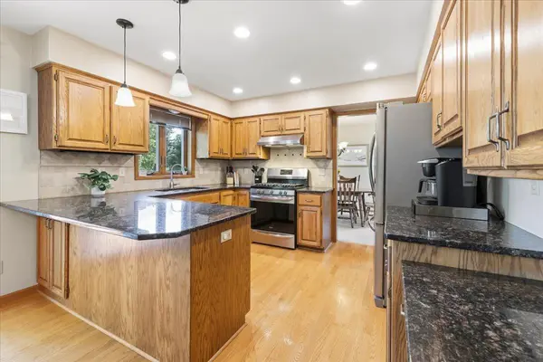 11273 N Eagle Lake BLVD, Maple Grove, MN 55369