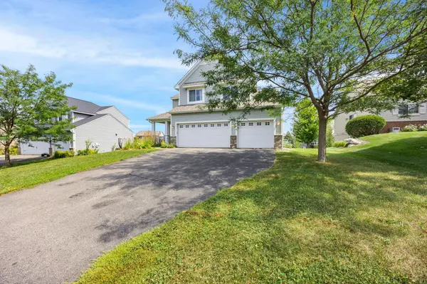 838 10th AVE NE, Lonsdale, MN 55046