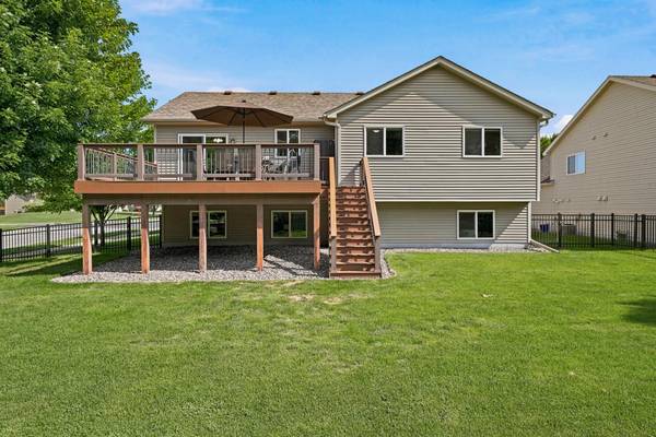 2000 119th AVE NE, Blaine, MN 55449
