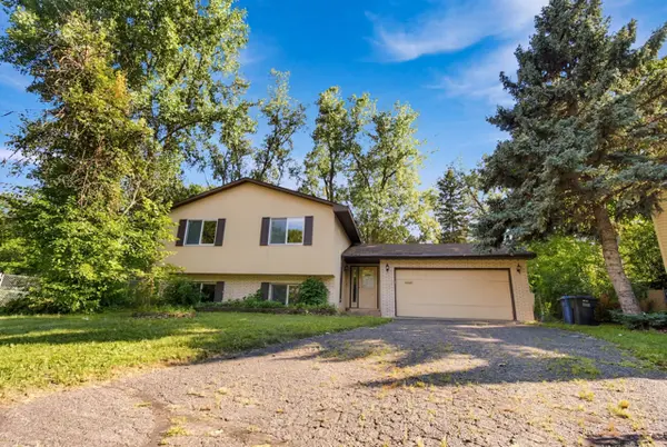 630 Hall LN, Minneapolis, MN 55411