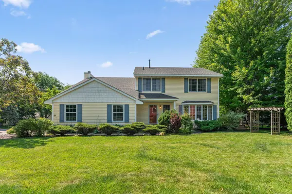 8020 Hidden CT, Chanhassen, MN 55317
