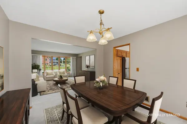 8020 Hidden CT, Chanhassen, MN 55317