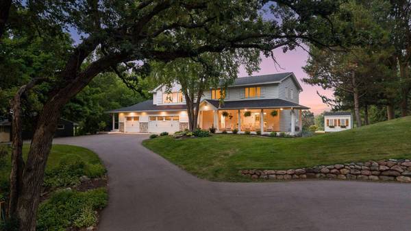3305 Fairchild AVE, Wayzata, MN 55391