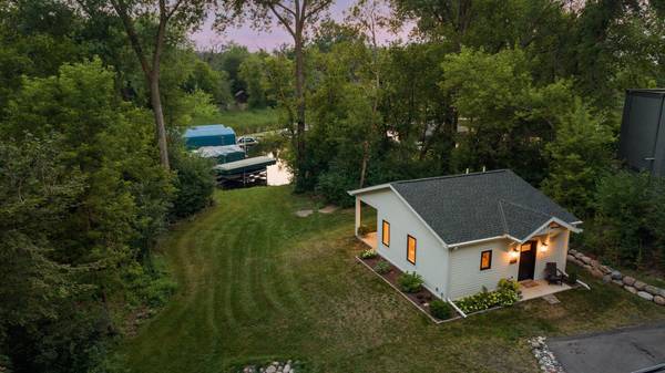 3305 Fairchild AVE, Wayzata, MN 55391