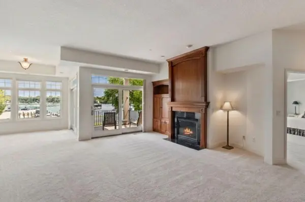 21957 Minnetonka BLVD #17, Excelsior, MN 55331