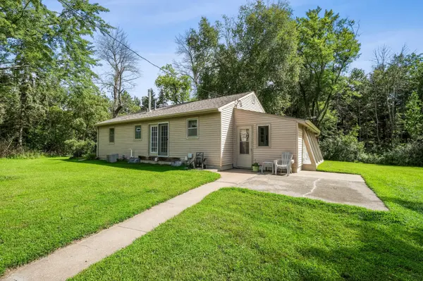 24981 Field AVE, Forest Lake, MN 55025
