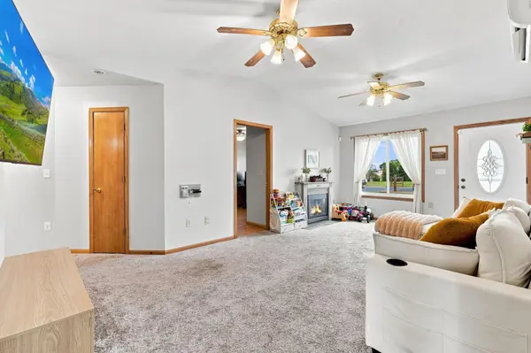 1880 Windmill DR, Baldwin, WI 54002