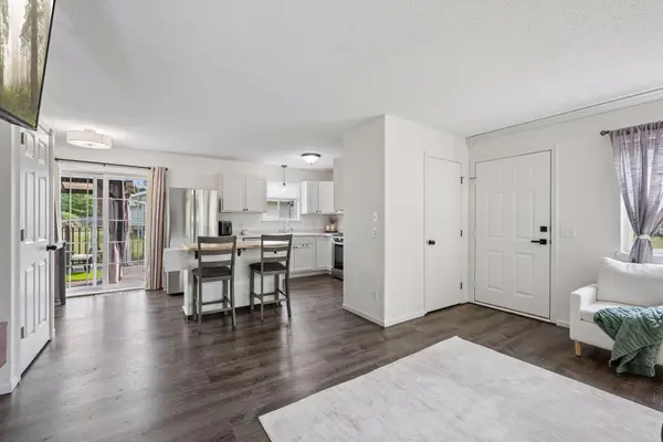 9230 Widgeon LN, Monticello, MN 55362