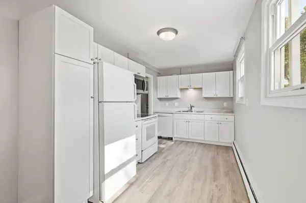 938 Pierce ST S, Shakopee, MN 55379