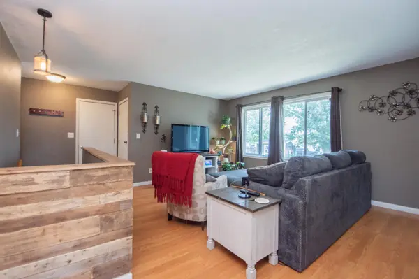 49 Evergreen CIR, West Fargo, ND 58078