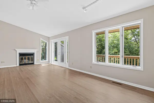 451 Hunter Hill RD, Hudson, WI 54016