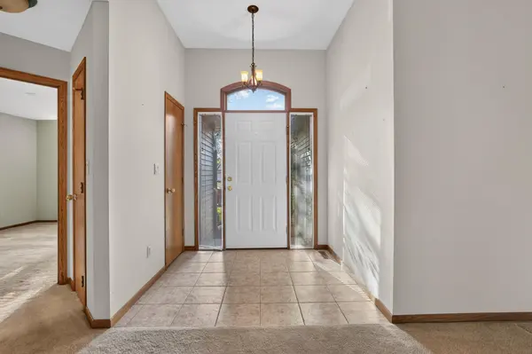5216 Gemstone LN NW, Rochester, MN 55901