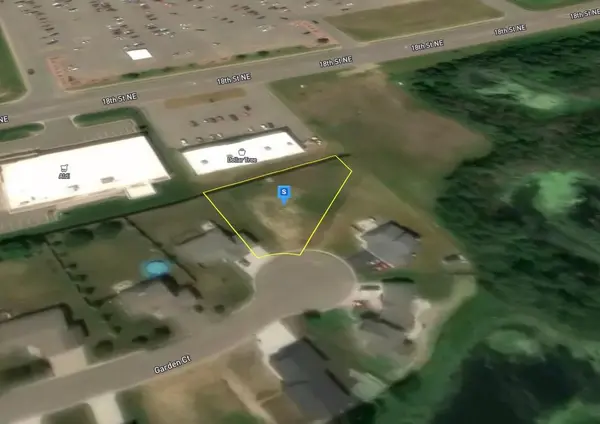 15001 Garden CT, Little Falls, MN 56345