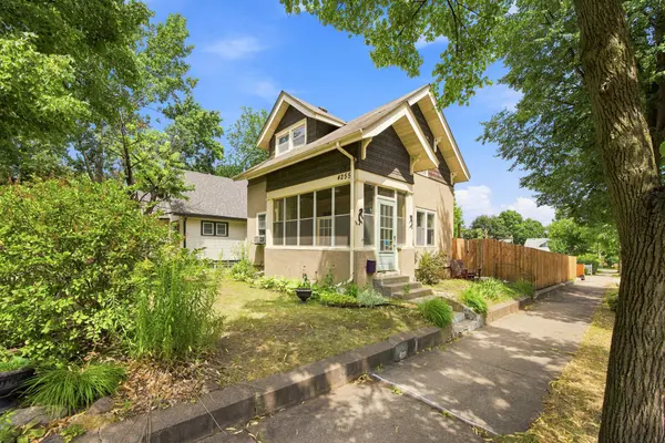 4255 1st AVE S, Minneapolis, MN 55409
