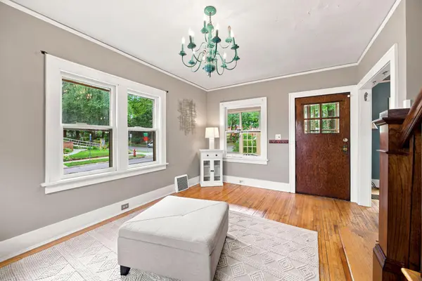 4255 1st AVE S, Minneapolis, MN 55409