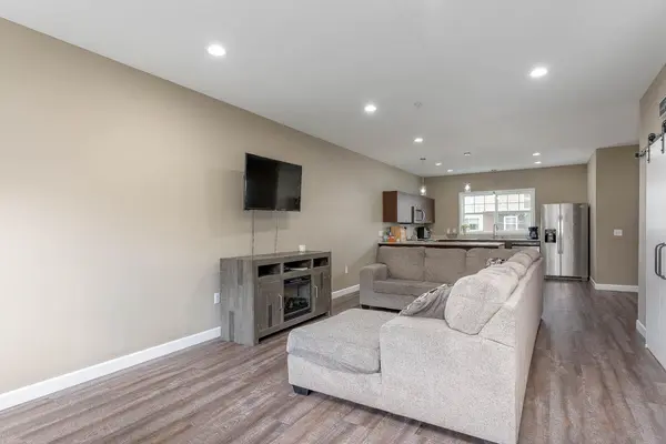 3025 Bluestem TRL, Mankato, MN 56001
