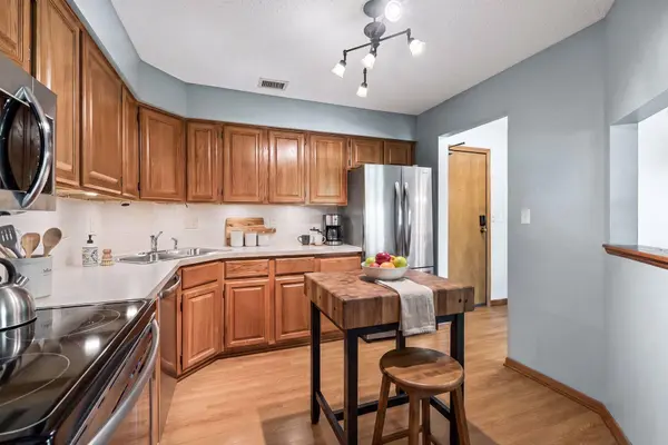 3801 W 98th ST #209, Bloomington, MN 55431