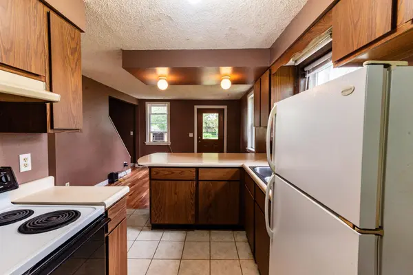 2316 6th ST, Eau Claire, WI 54703