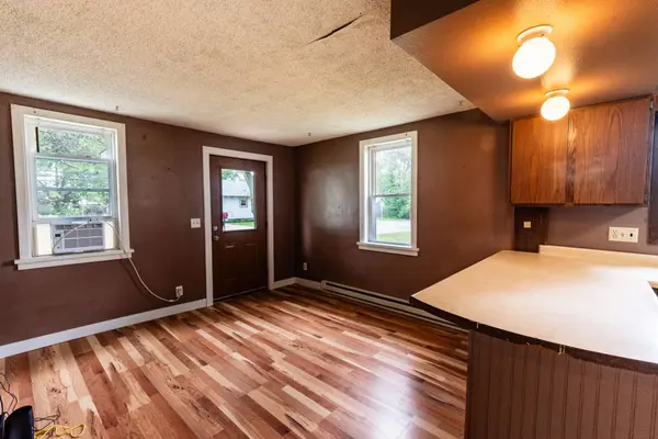 2316 6th ST, Eau Claire, WI 54703