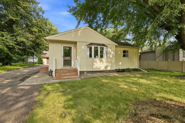 2130 Grand AVE, Albert Lea, MN 56007