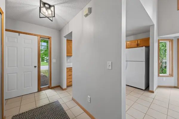 10607 56th ST NE, Albertville, MN 55301